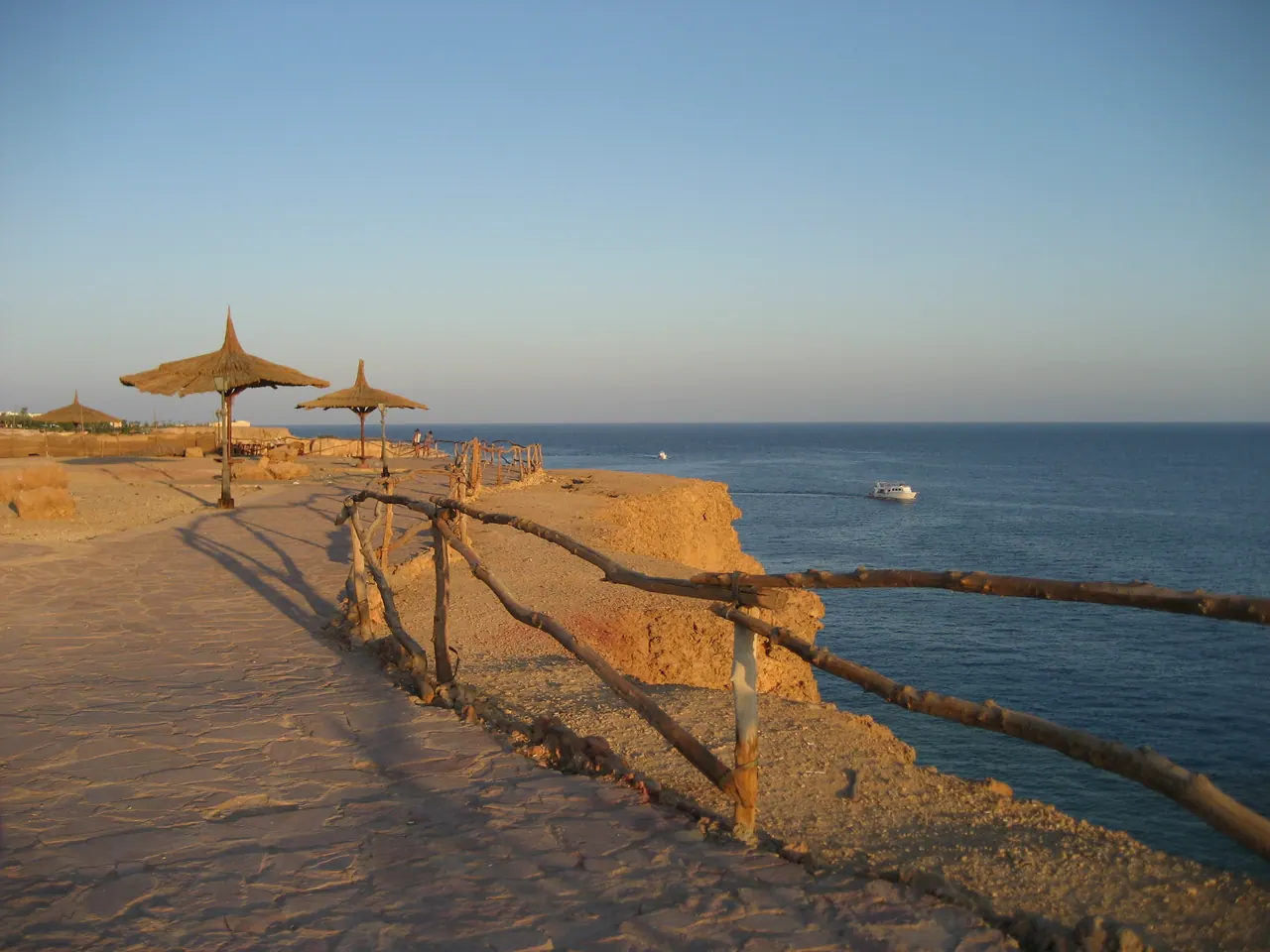 Clifftop path above the sea in Hadaba