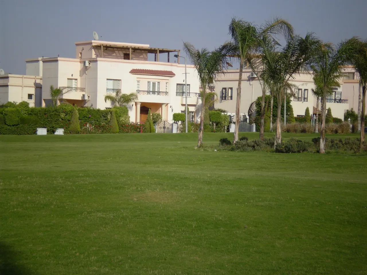 Villas in Al Rehab City, New Cairo